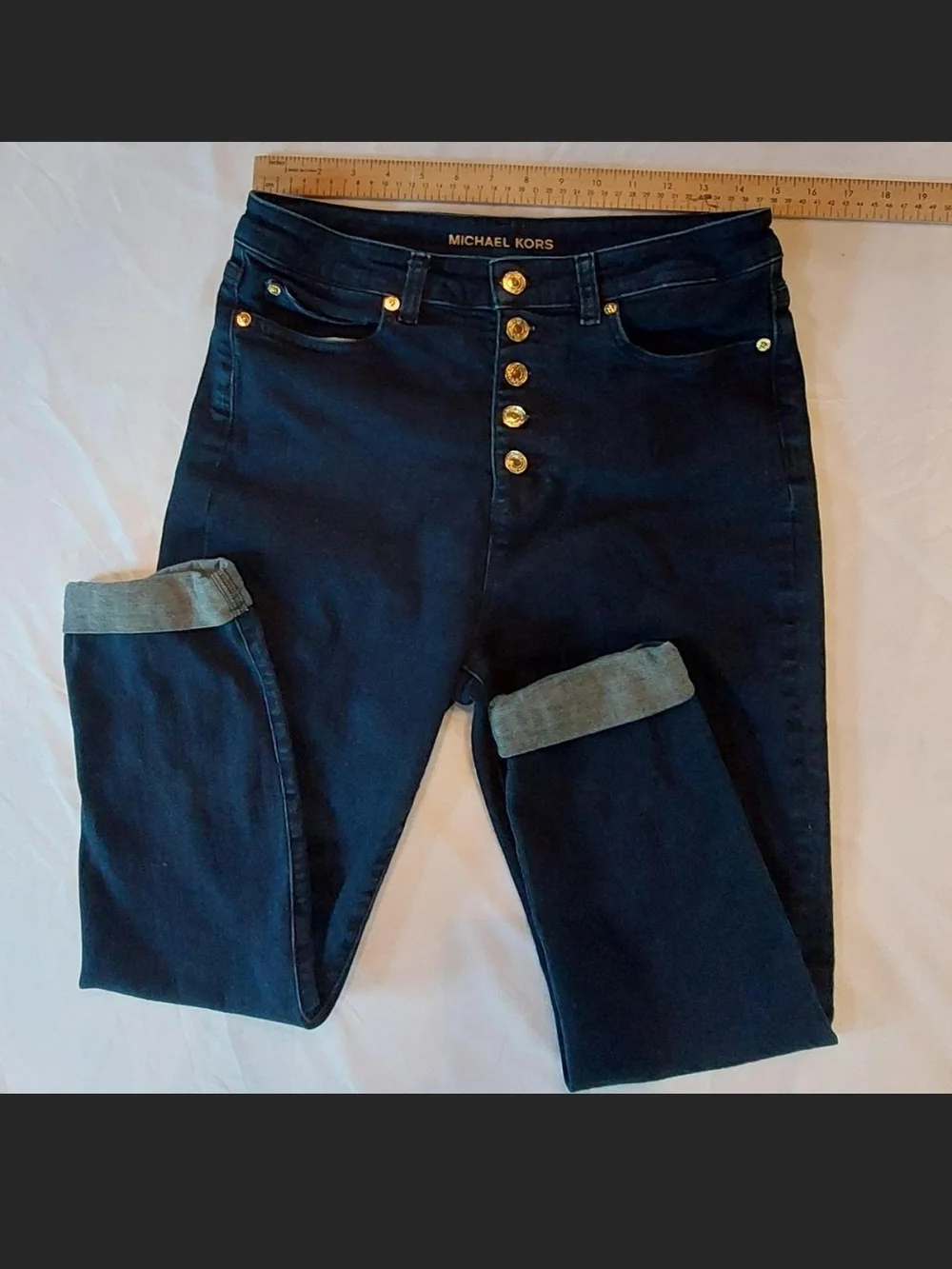 Michael Kors SZ 8 high waisted ankle cropped Blue jeans